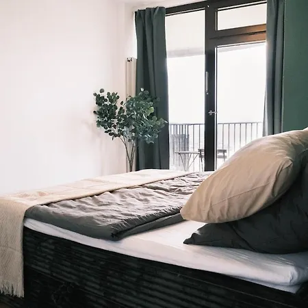 Neu Proud Skyline Im Augsburger Hotelturm 2 Balkone *