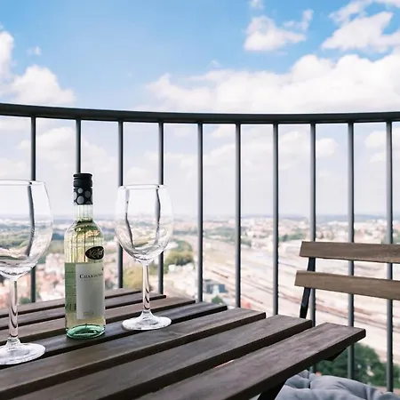 Apartment Neu Proud Skyline Im Augsburger Hotelturm 2 Balkone *
