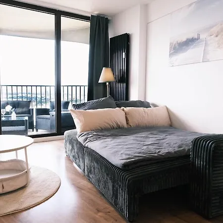 Neu Proud Skyline Im Augsburger Hotelturm 2 Balkone Apartment